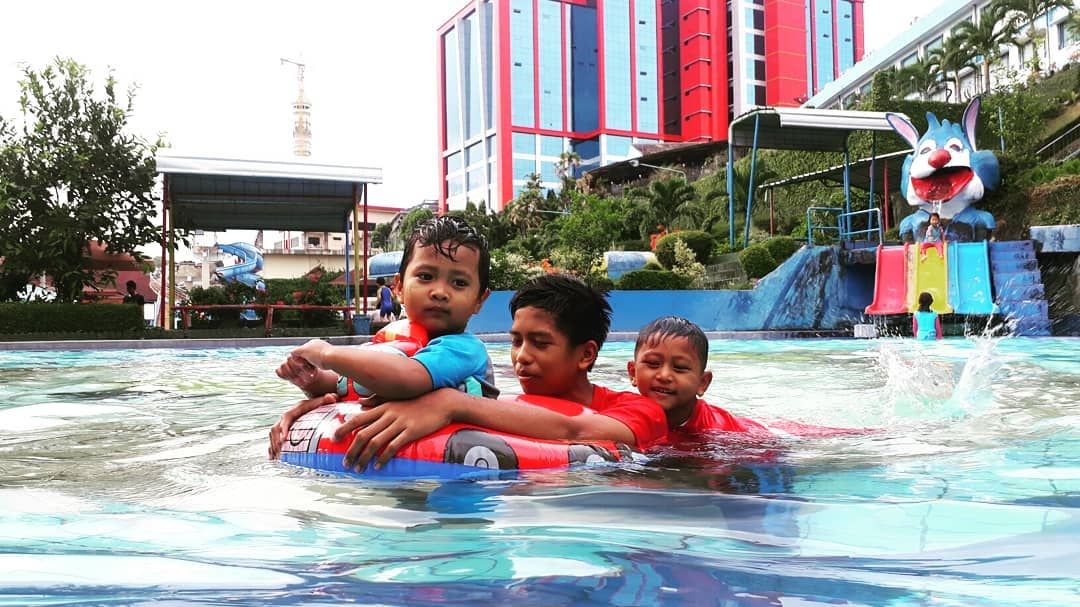 Kolam Renang Marcopolo Bandar Lampung Asyik Buat Liburan